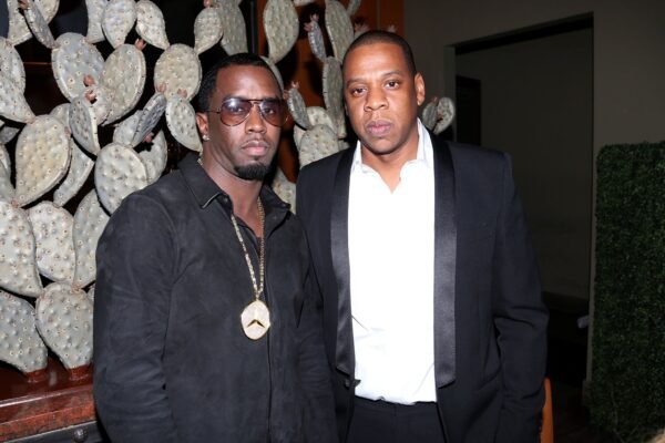 Jay-Z पूर्व अभियोजक, उसके वकीलों के खिलाफ मानहानि का मुकदमा दायर करता है
